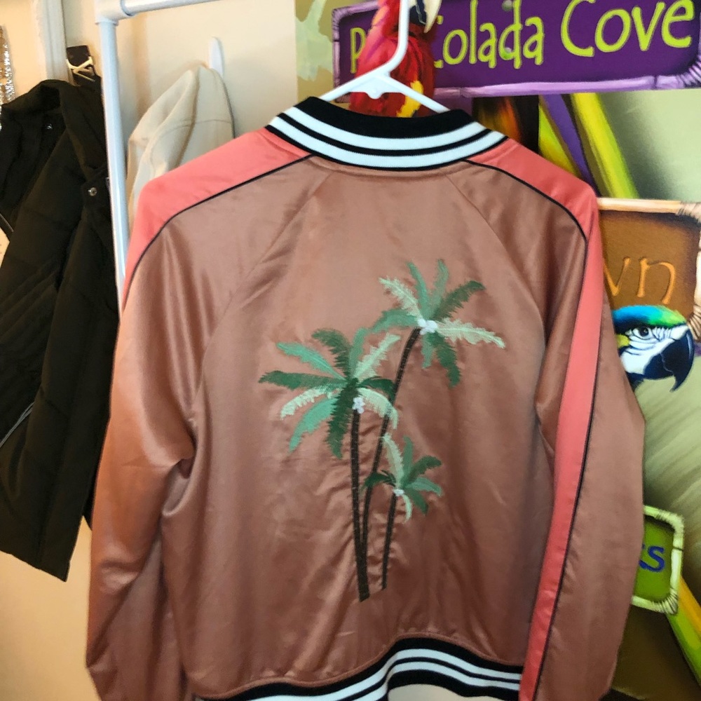 Bomber jacket - Picture 2 of 3